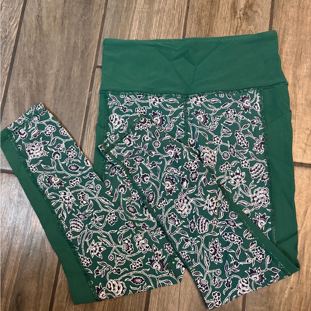 Women’s Athleta Leggings